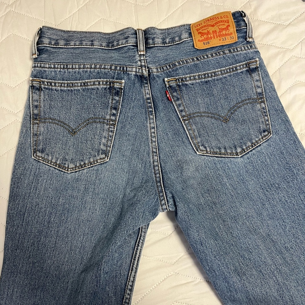 Levi’s 516 blue denim jeans